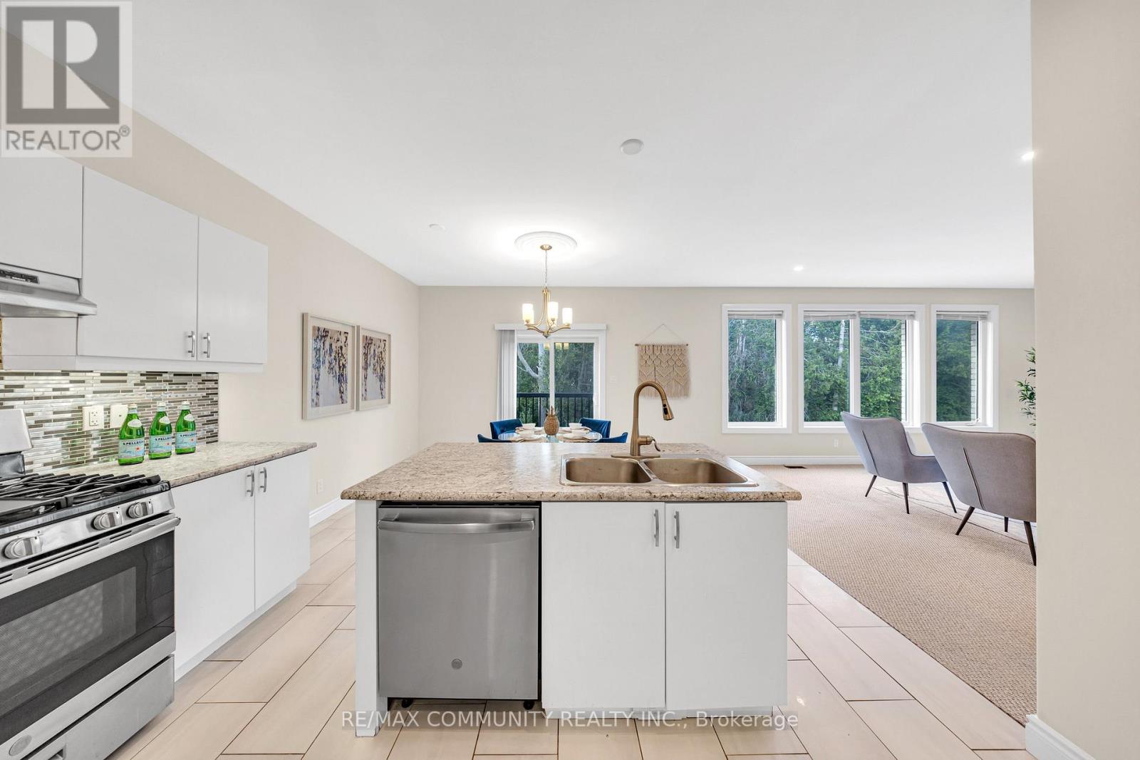 78 Alcorn Drive, Kawartha Lakes (Lindsay), Ontario  K9V 0M8 - Photo 13 - X12513556