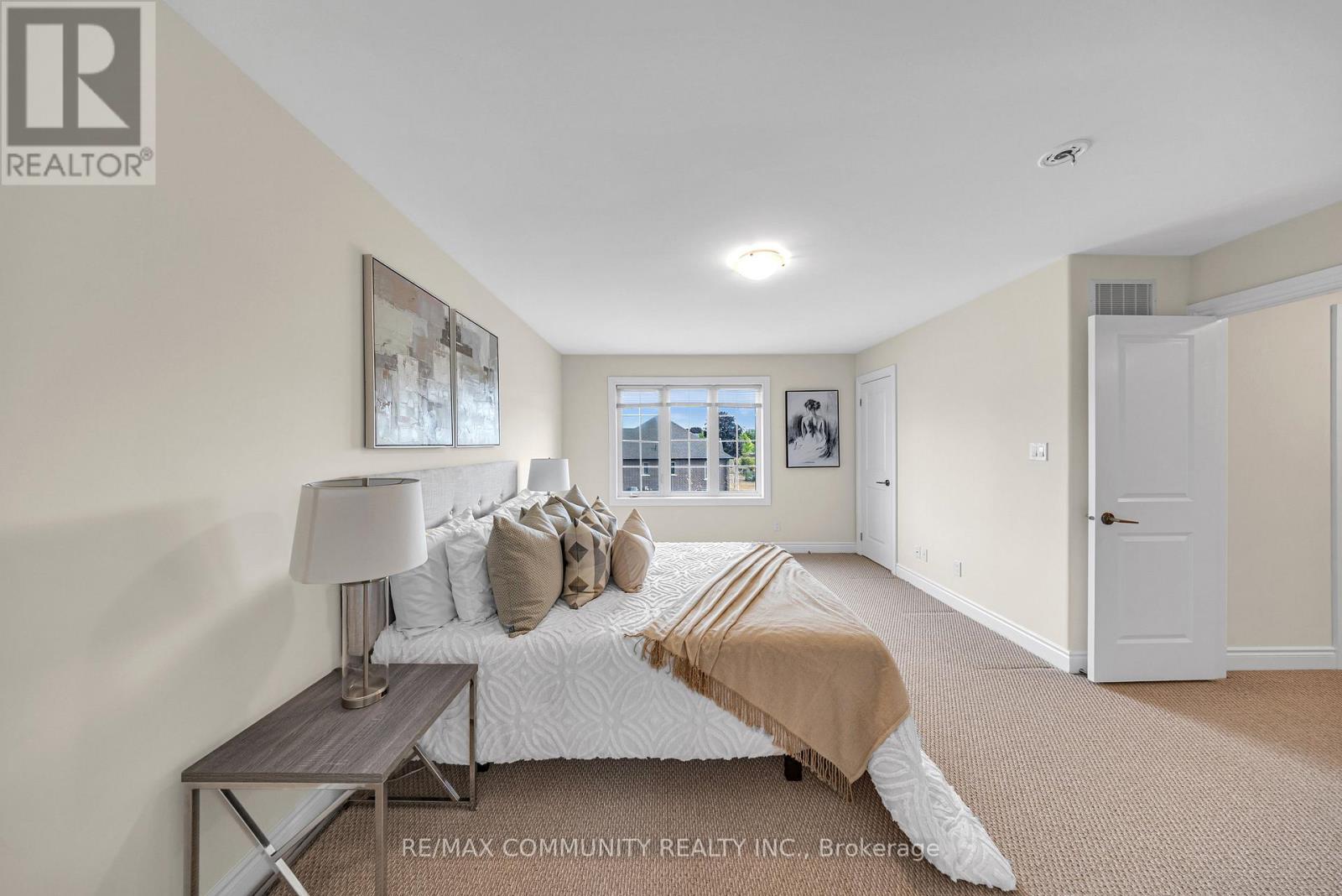 78 Alcorn Drive, Kawartha Lakes (Lindsay), Ontario  K9V 0M8 - Photo 27 - X12513556