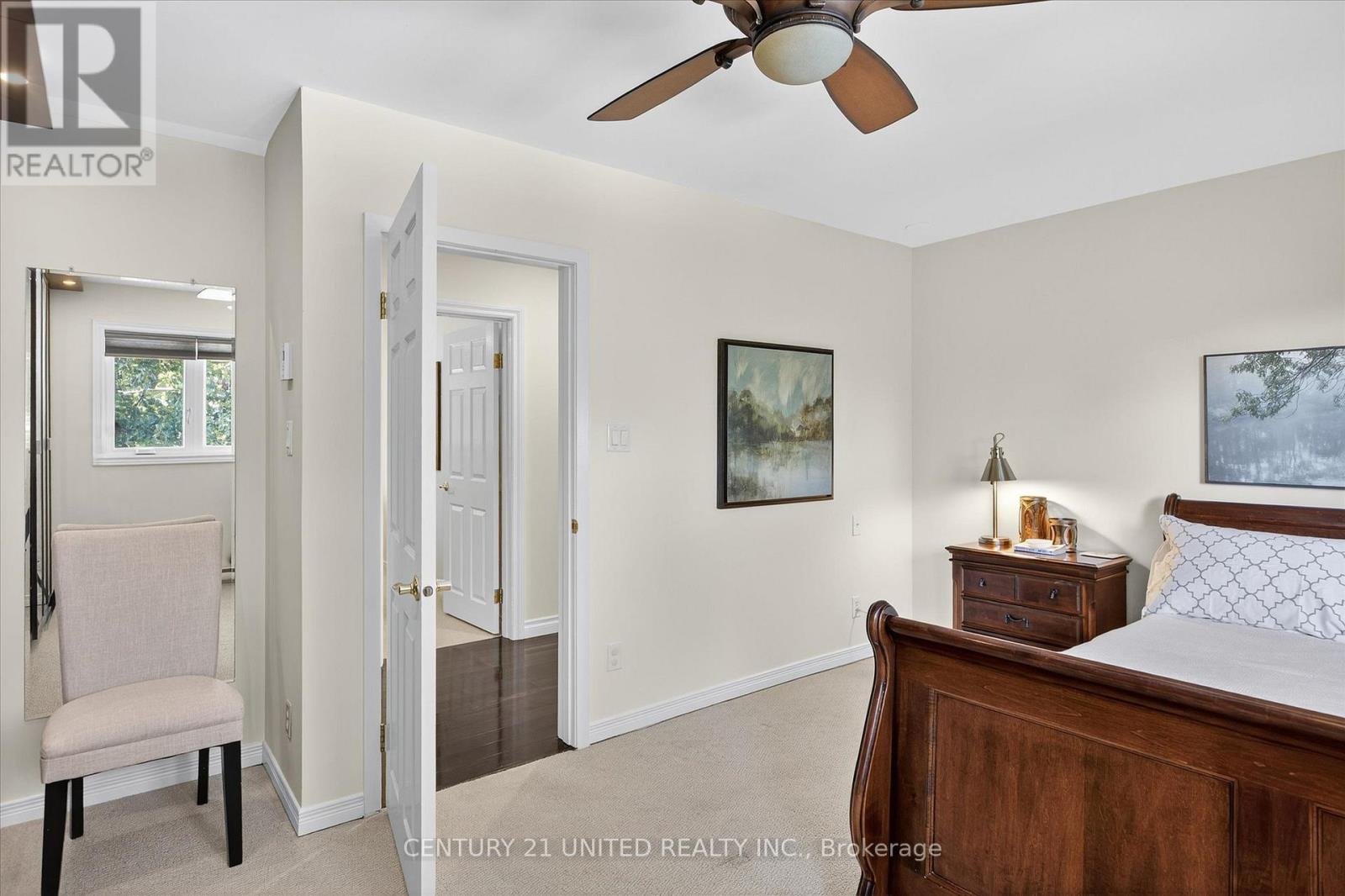 8 Oakwood Crescent, Peterborough (Monaghan Ward 2), Ontario  K9J 1N3 - Photo 17 - X12514050