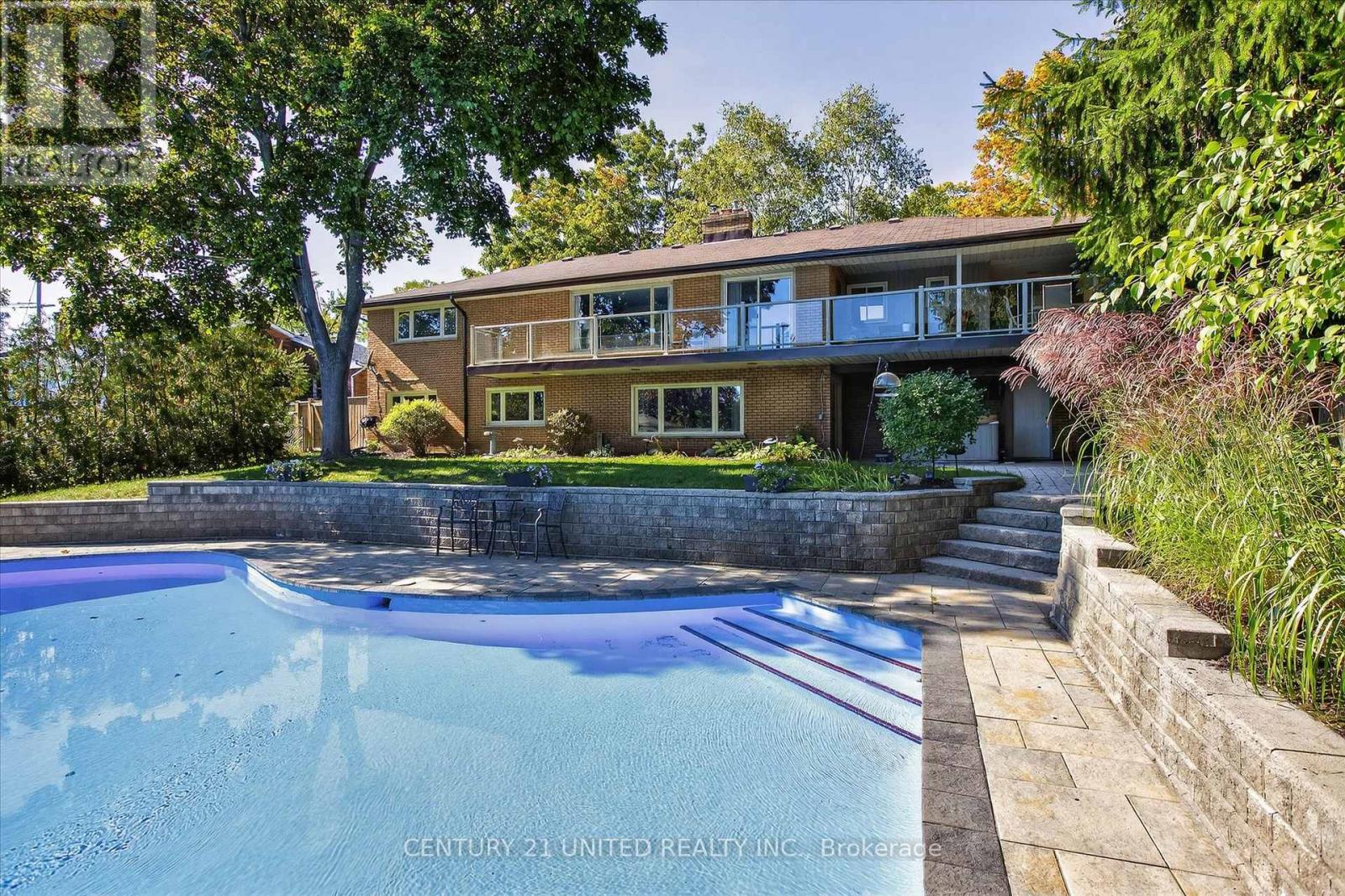 8 Oakwood Crescent, Peterborough (Monaghan Ward 2), Ontario  K9J 1N3 - Photo 40 - X12514050