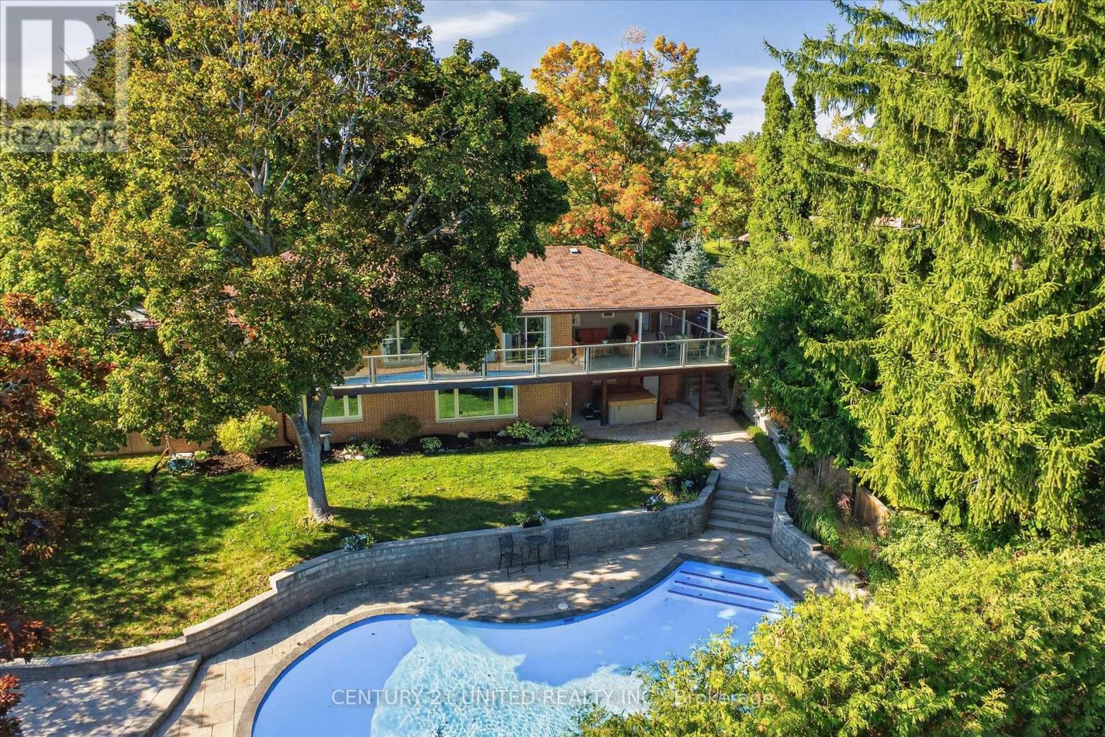 8 Oakwood Crescent, Peterborough (Monaghan Ward 2), Ontario  K9J 1N3 - Photo 43 - X12514050