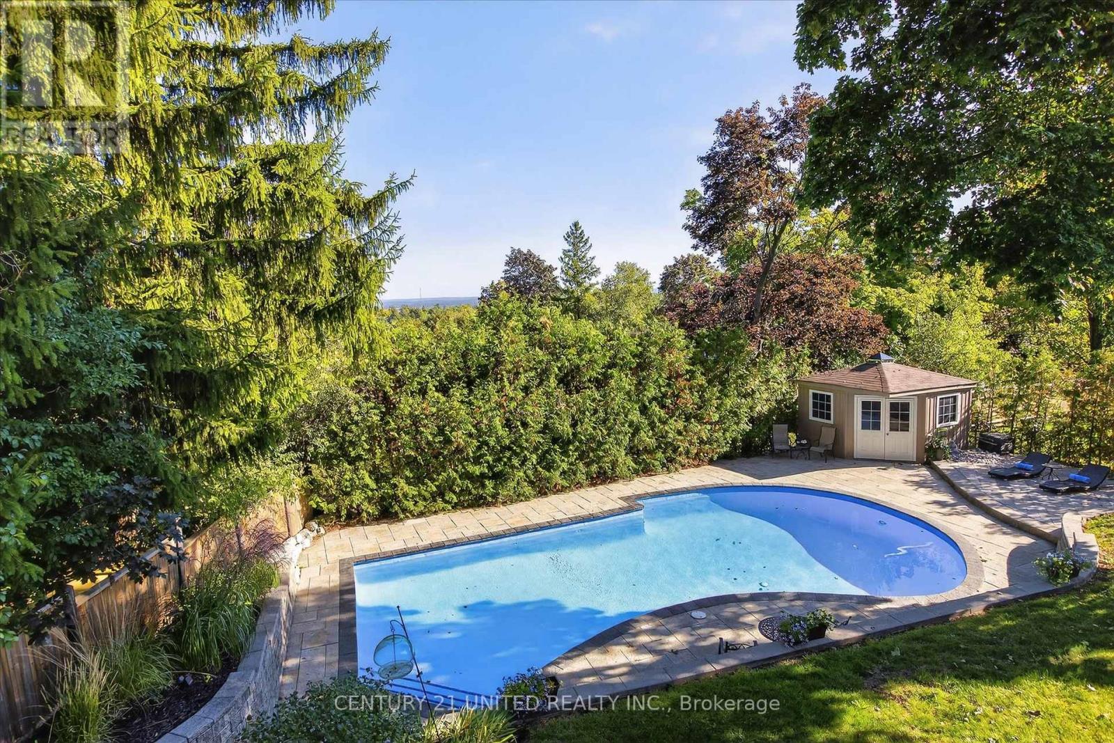 8 Oakwood Crescent, Peterborough (Monaghan Ward 2), Ontario  K9J 1N3 - Photo 46 - X12514050