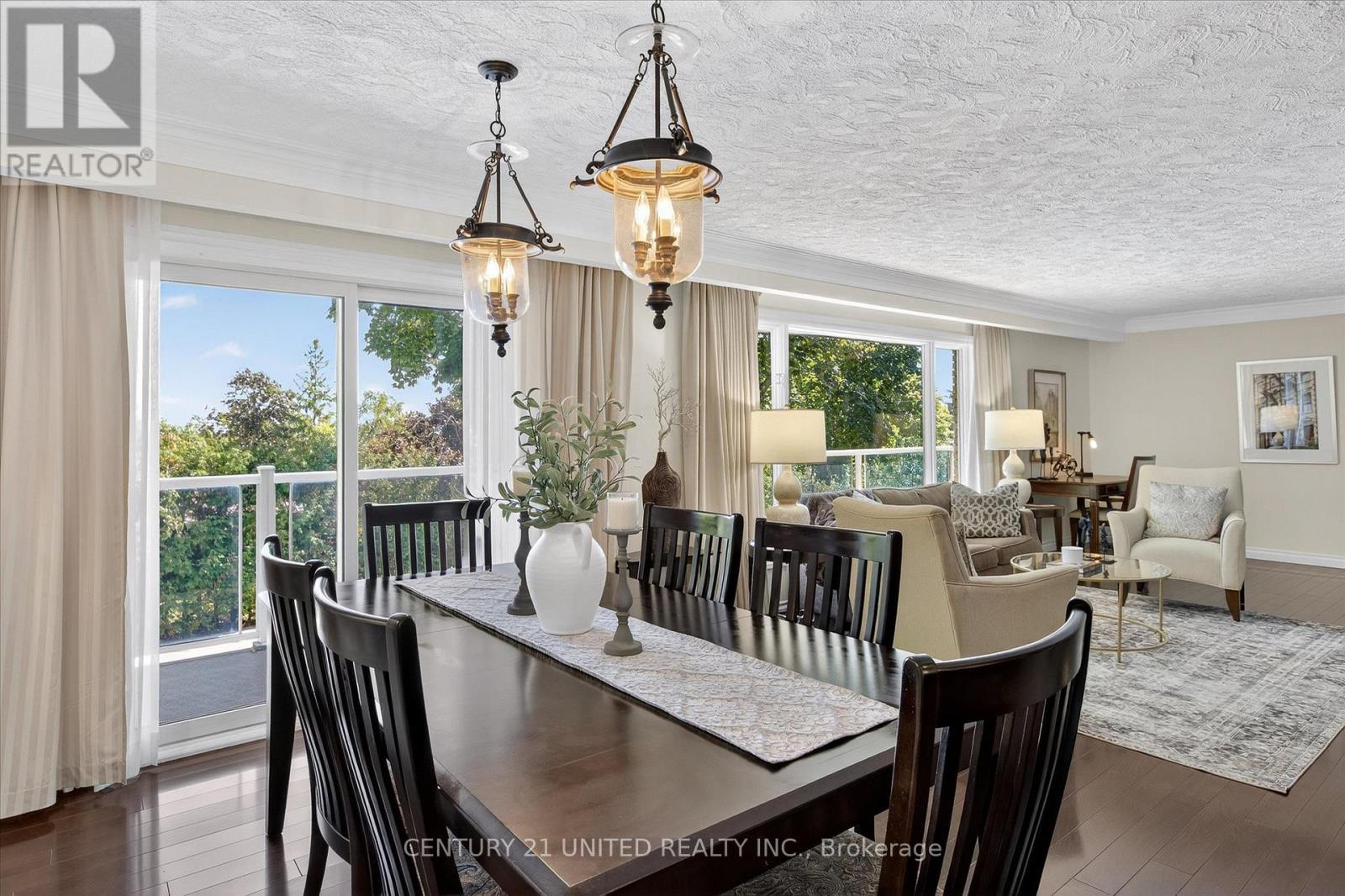 8 Oakwood Crescent, Peterborough (Monaghan Ward 2), Ontario  K9J 1N3 - Photo 9 - X12514050