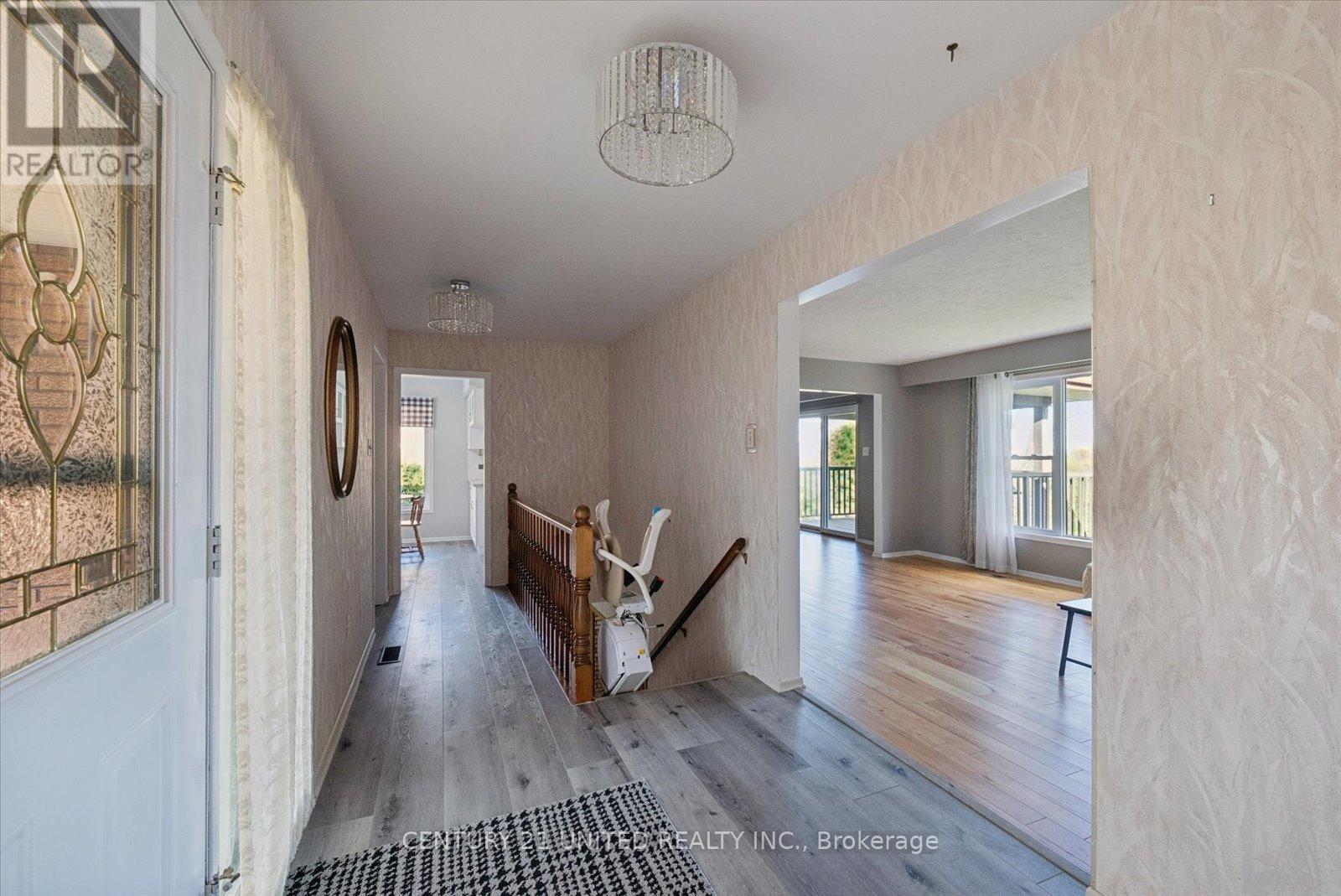 1551 Cherryhill Road, Peterborough (Monaghan Ward 2), Ontario  K9K 1A7 - Photo 6 - X12514352