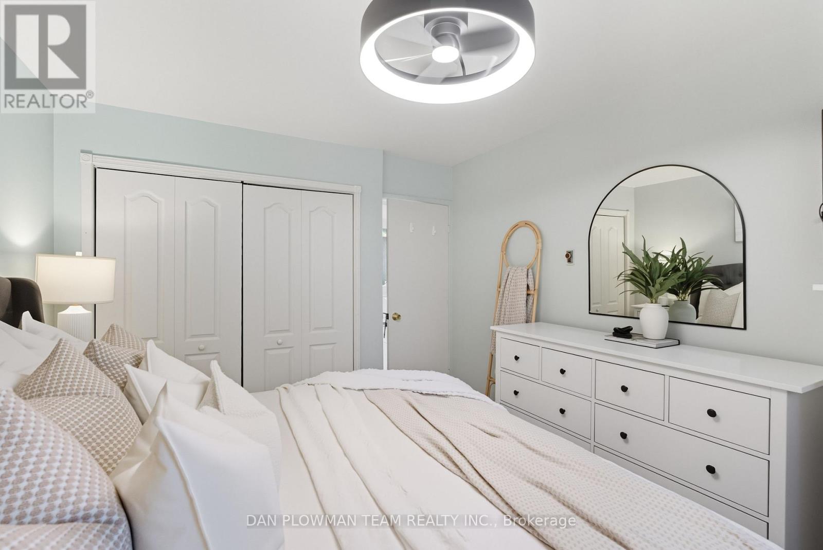 46 Alexander Avenue, Peterborough (Monaghan Ward 2), Ontario  K9J 6B4 - Photo 15 - X12514544