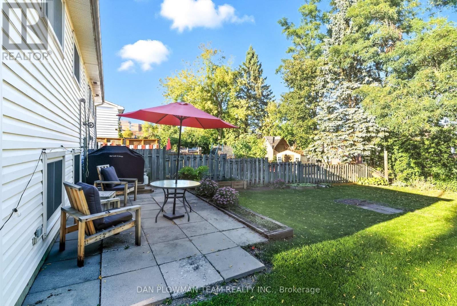 46 Alexander Avenue, Peterborough (Monaghan Ward 2), Ontario  K9J 6B4 - Photo 27 - X12514544