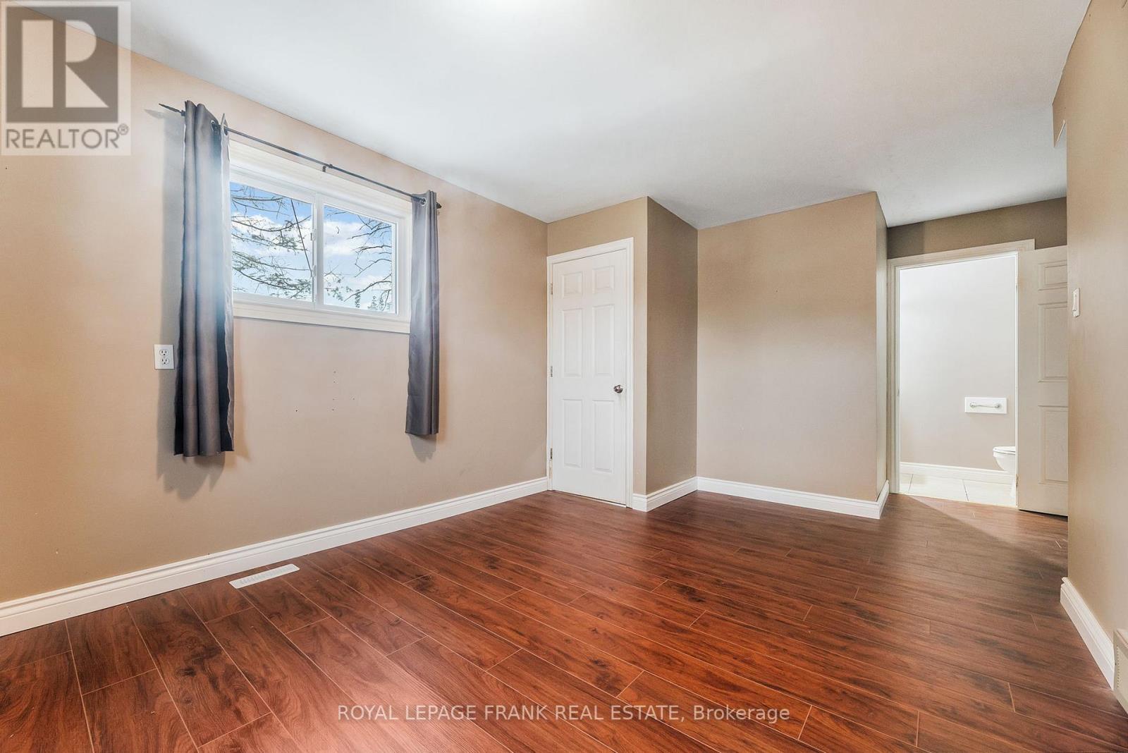 11 Mary Street E, Kawartha Lakes (Omemee), Ontario  K0L 2W0 - Photo 17 - X12514812