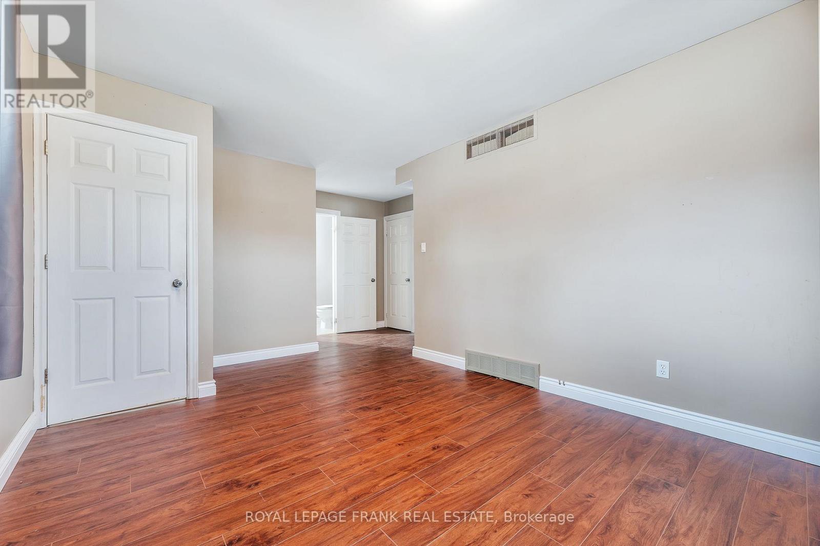 11 Mary Street E, Kawartha Lakes (Omemee), Ontario  K0L 2W0 - Photo 18 - X12514812