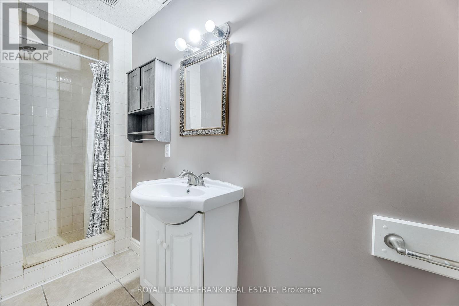 11 Mary Street E, Kawartha Lakes (Omemee), Ontario  K0L 2W0 - Photo 20 - X12514812