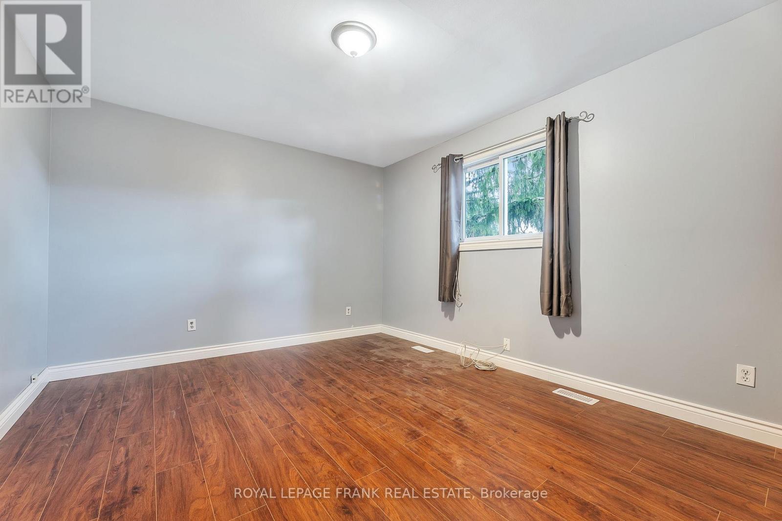 11 Mary Street E, Kawartha Lakes (Omemee), Ontario  K0L 2W0 - Photo 24 - X12514812