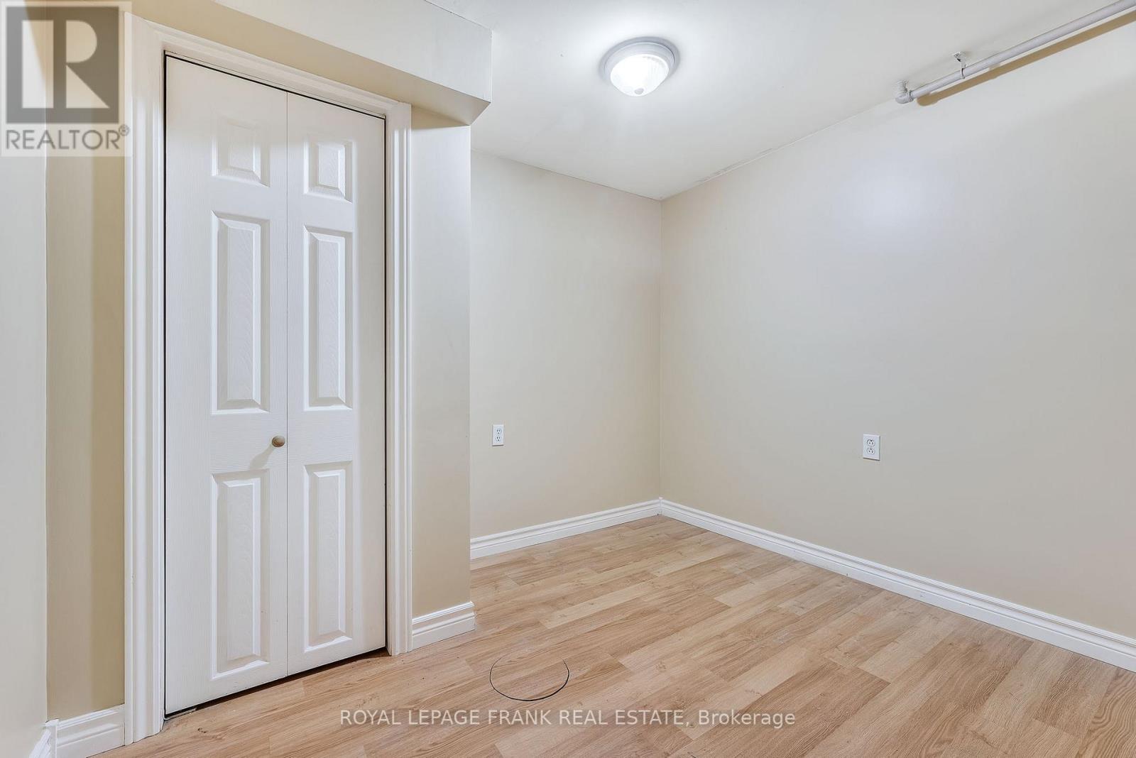 11 Mary Street E, Kawartha Lakes (Omemee), Ontario  K0L 2W0 - Photo 7 - X12514812