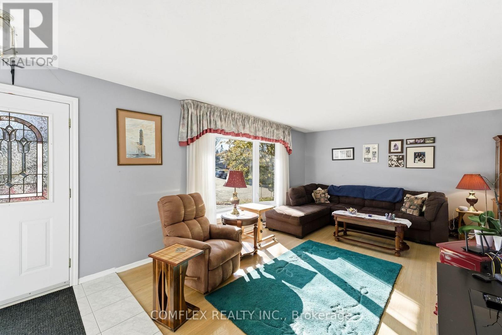 805 Highland Court, Peterborough (Northcrest Ward 5), Ontario  K9H 5K1 - Photo 11 - X12515754