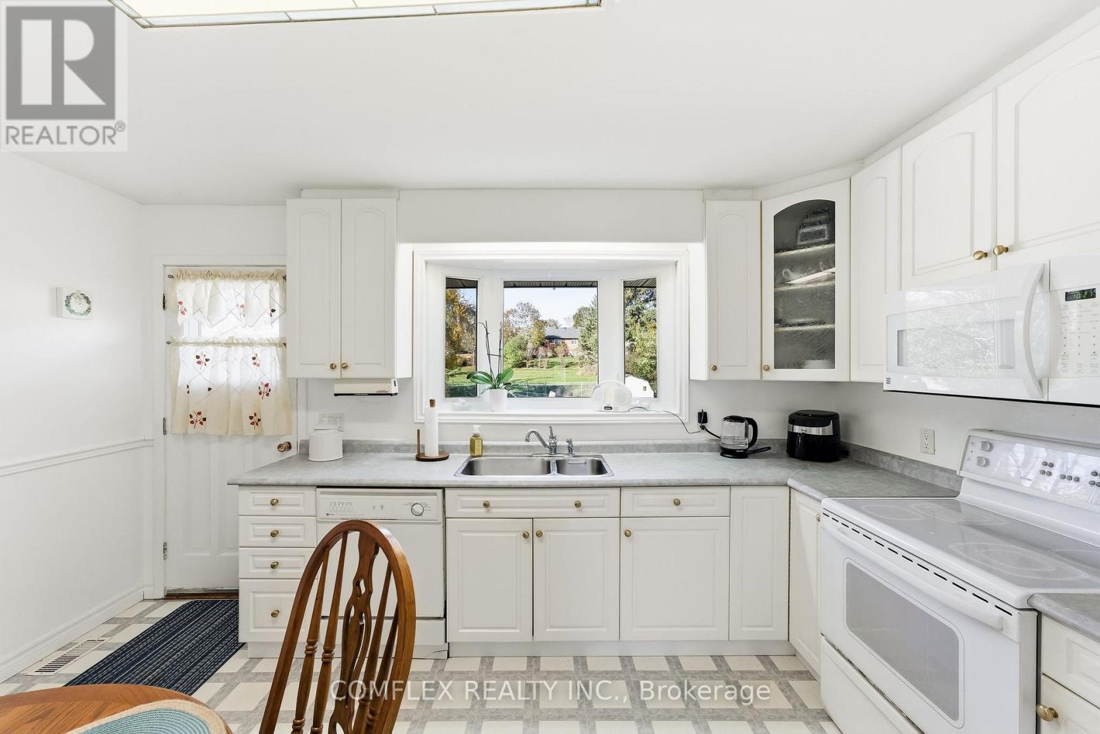 805 Highland Court, Peterborough (Northcrest Ward 5), Ontario  K9H 5K1 - Photo 19 - X12515754