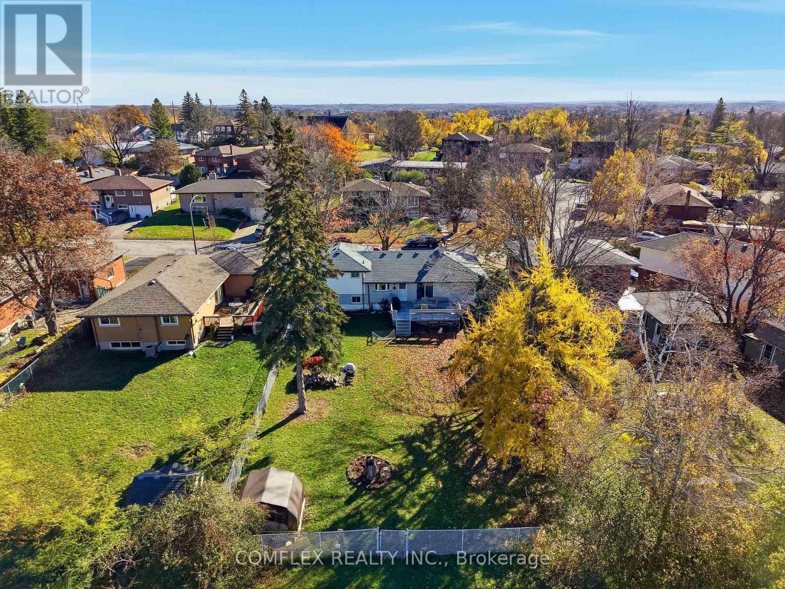 805 Highland Court, Peterborough (Northcrest Ward 5), Ontario  K9H 5K1 - Photo 8 - X12515754