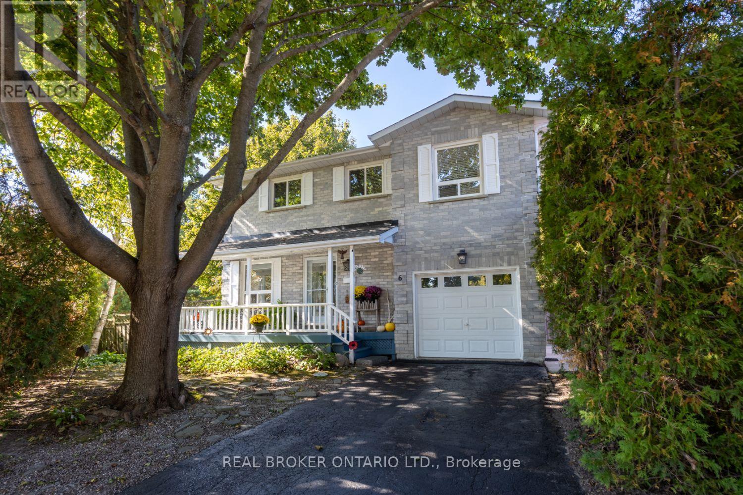 6 Andrew Court, Clarington (Newcastle), Ontario  L1B 1J5 - Photo 2 - E12516034