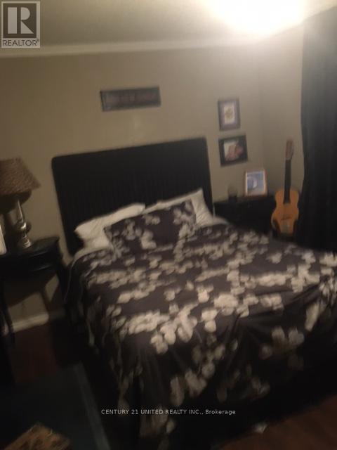 1205 Huntington Circle, Peterborough (Otonabee Ward 1), Ontario  K9K 2B8 - Photo 18 - X12516332