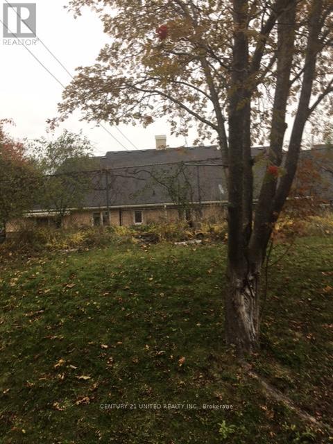 1205 Huntington Circle, Peterborough (Otonabee Ward 1), Ontario  K9K 2B8 - Photo 3 - X12516332