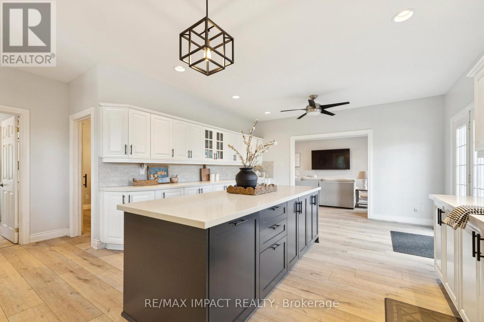 448 7a Highway, Cavan Monaghan (Cavan Twp), Ontario  L0A 1C0 - Photo 6 - X12516360