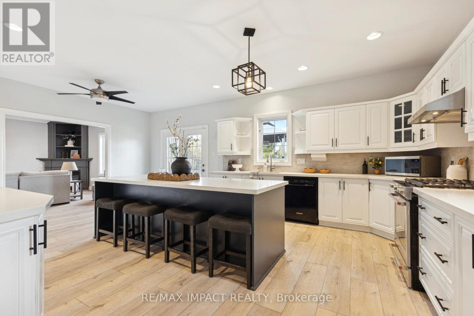 448 7a Highway, Cavan Monaghan (Cavan Twp), Ontario  L0A 1C0 - Photo 8 - X12516360