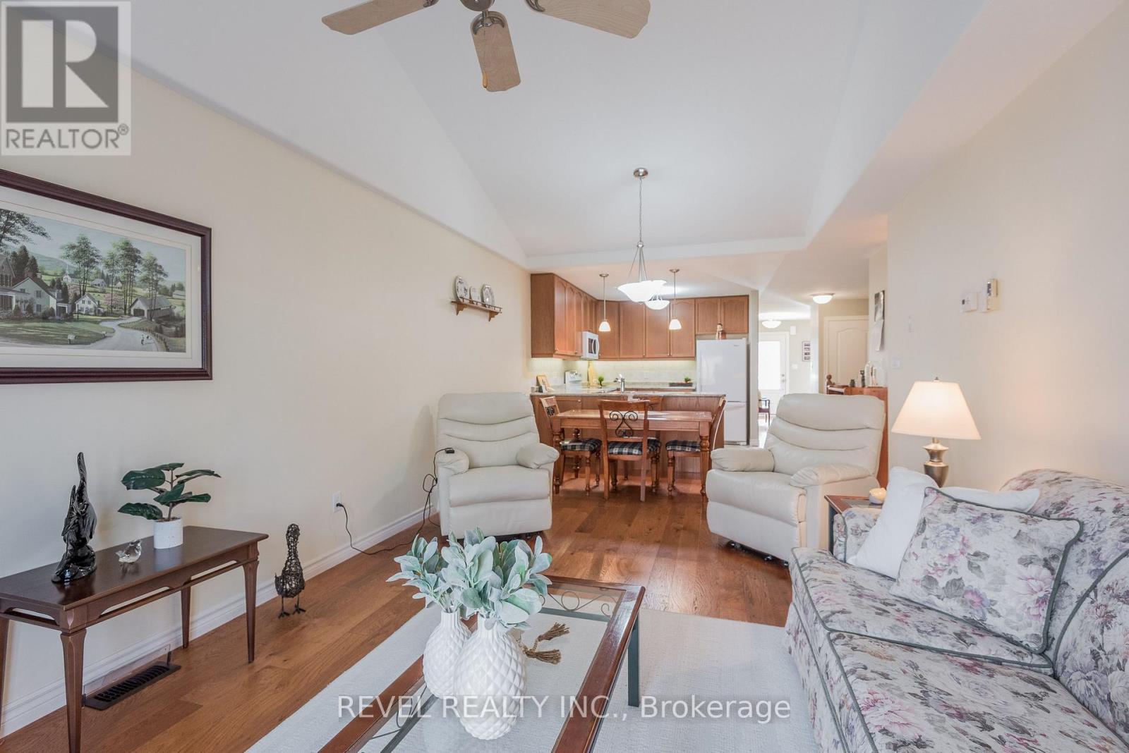 89 Laurent Boulevard, Kawartha Lakes (Lindsay), Ontario  K9V 0G9 - Photo 12 - X12516510