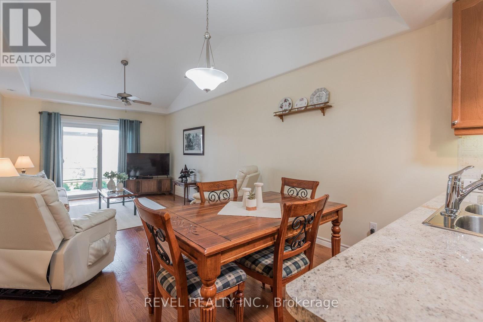 89 Laurent Boulevard, Kawartha Lakes (Lindsay), Ontario  K9V 0G9 - Photo 8 - X12516510