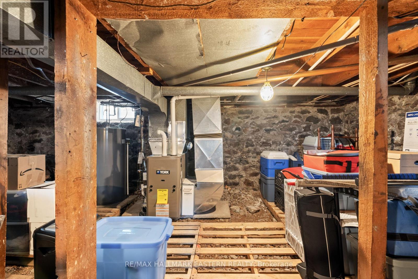 198 Hazlitt Street, Peterborough (Ashburnham Ward 4), Ontario  K9H 1L7 - Photo 25 - X12516516