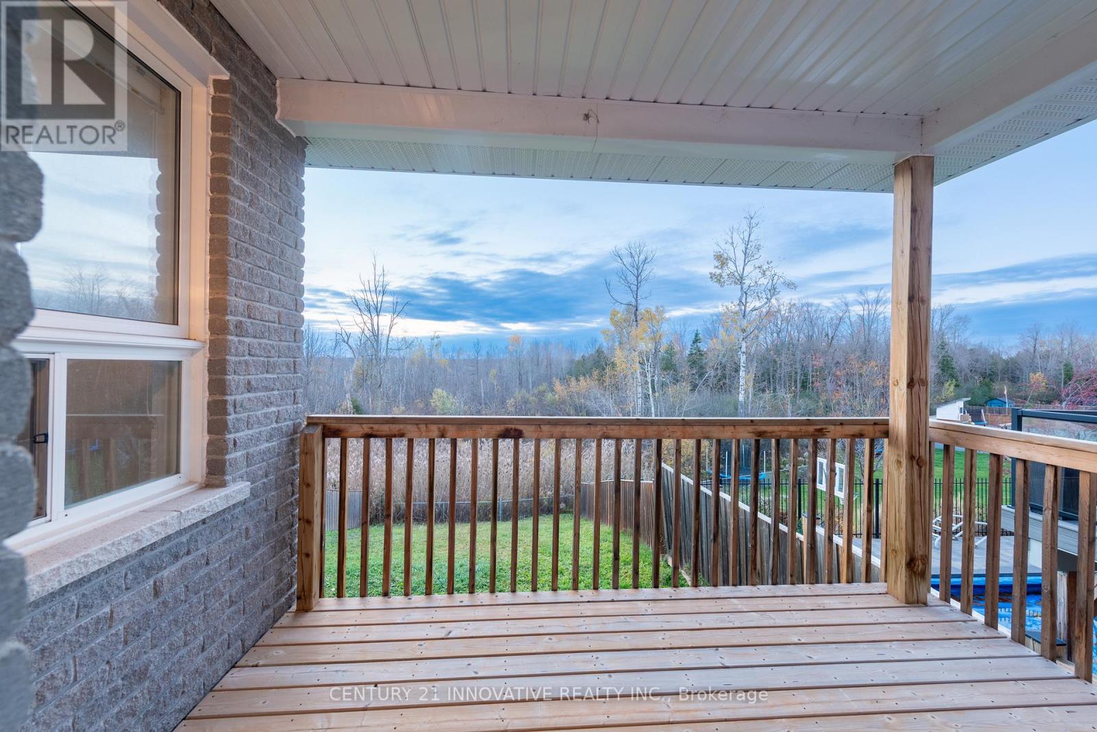 941 Avery Avenue, Peterborough (Monaghan Ward 2), Ontario  K9J 0G9 - Photo 11 - X12516140