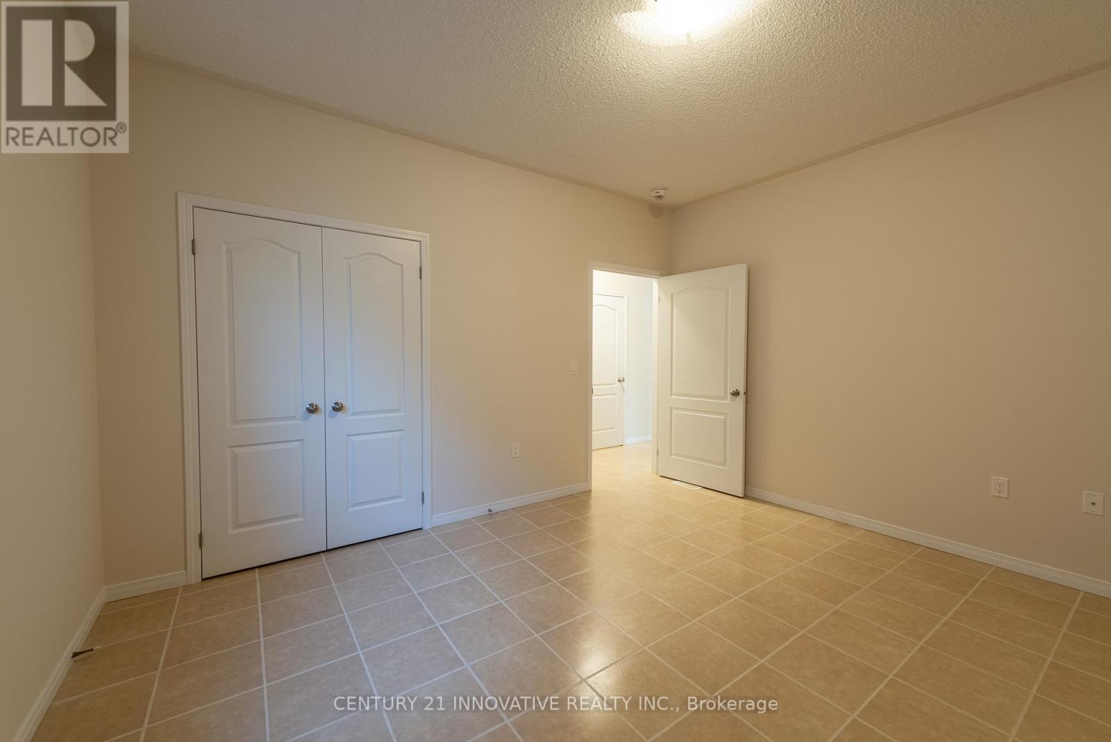 941 Avery Avenue, Peterborough (Monaghan Ward 2), Ontario  K9J 0G9 - Photo 17 - X12516140