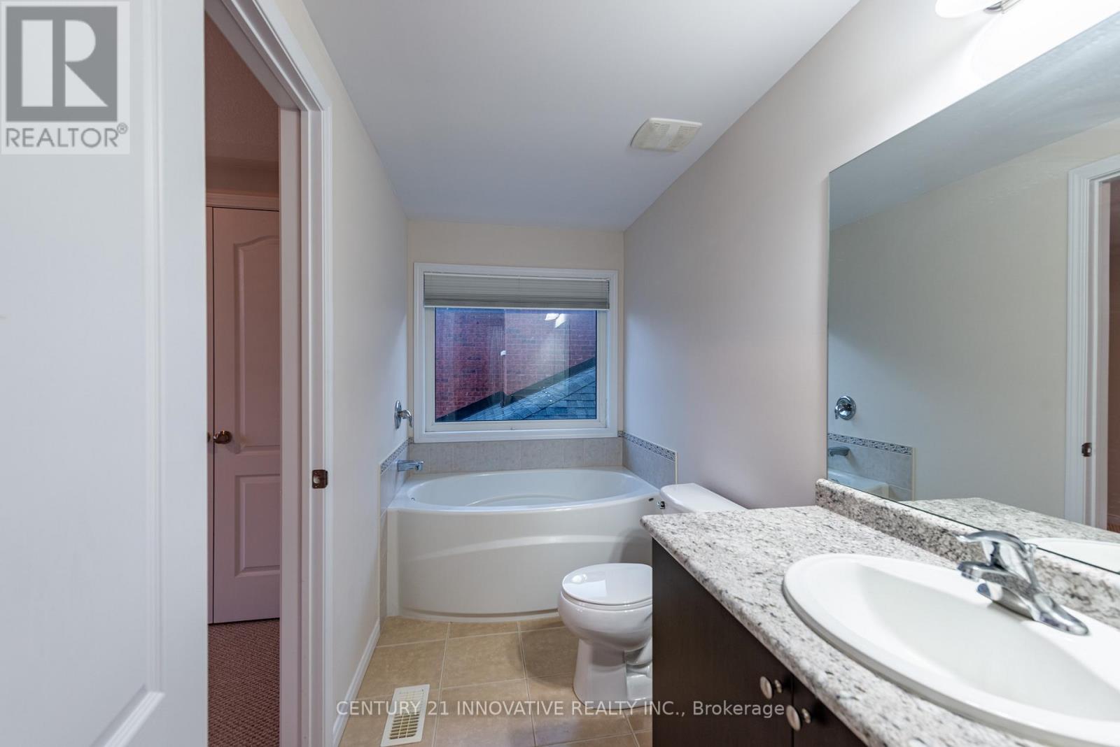 941 Avery Avenue, Peterborough (Monaghan Ward 2), Ontario  K9J 0G9 - Photo 20 - X12516140