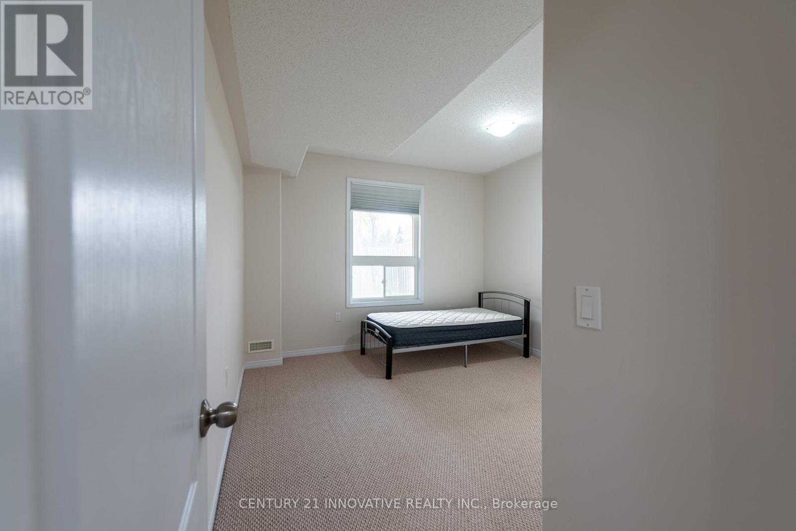 941 Avery Avenue, Peterborough (Monaghan Ward 2), Ontario  K9J 0G9 - Photo 25 - X12516140