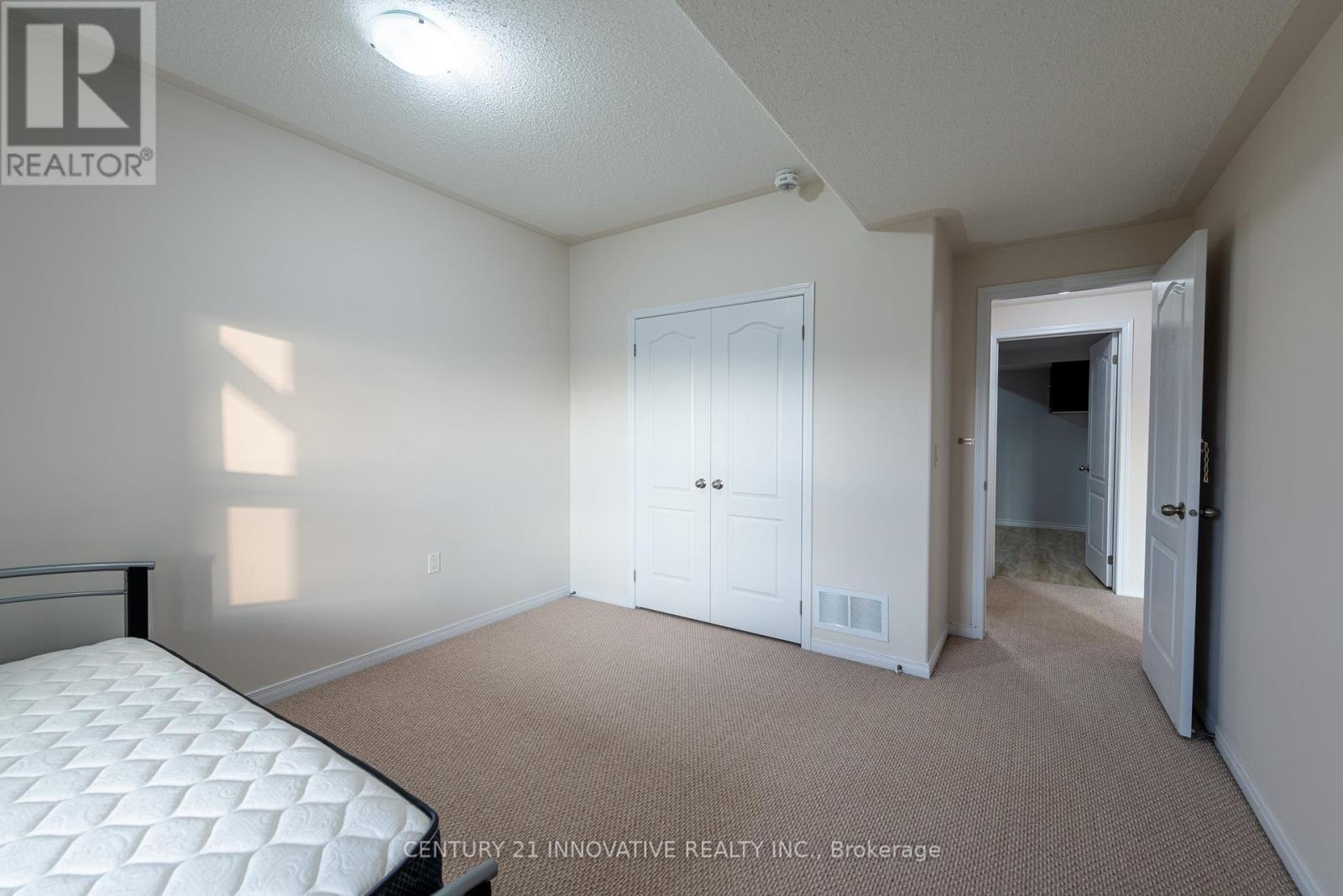 941 Avery Avenue, Peterborough (Monaghan Ward 2), Ontario  K9J 0G9 - Photo 26 - X12516140