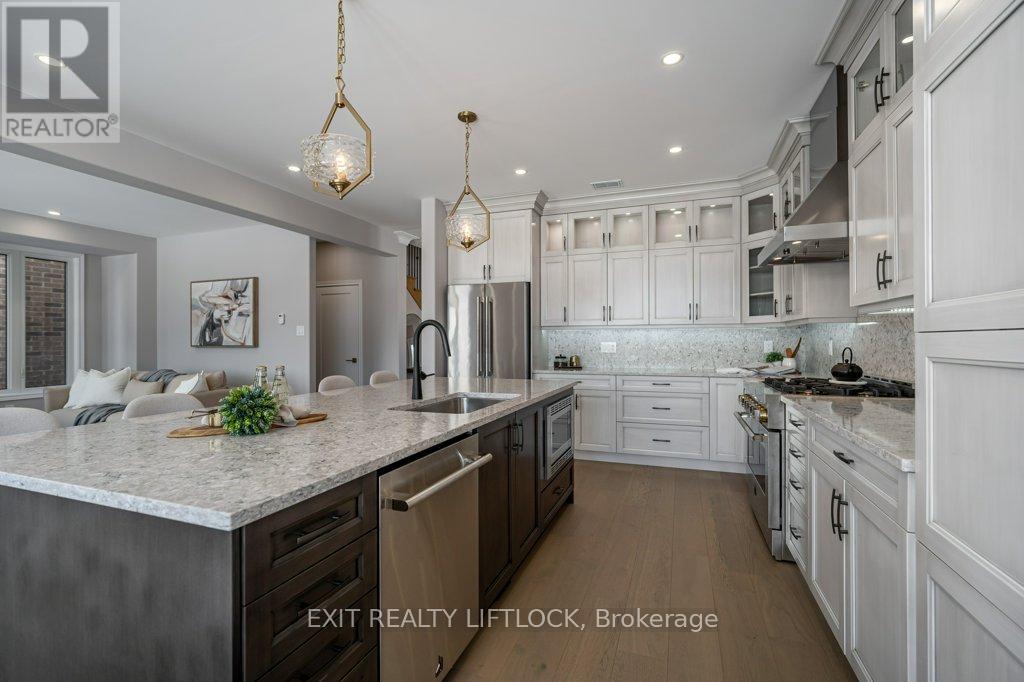 802 Steinberg Court, Peterborough (Monaghan Ward 2), Ontario  K9K 0H7 - Photo 12 - X12516742