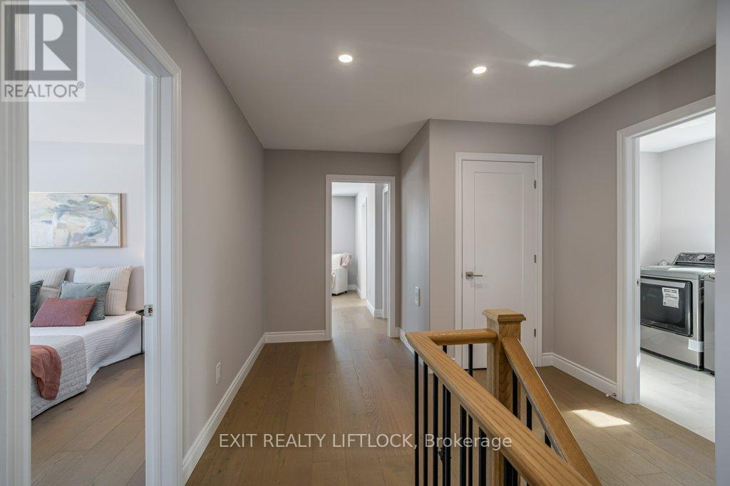 802 Steinberg Court, Peterborough (Monaghan Ward 2), Ontario  K9K 0H7 - Photo 15 - X12516742