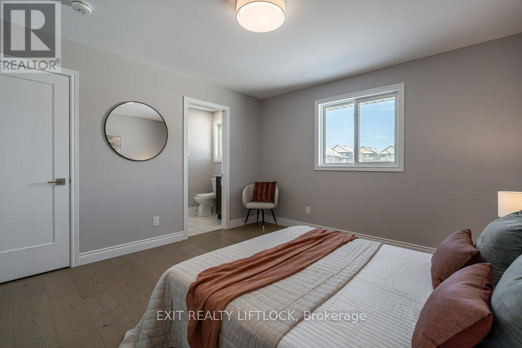 802 Steinberg Court, Peterborough (Monaghan Ward 2), Ontario  K9K 0H7 - Photo 21 - X12516742