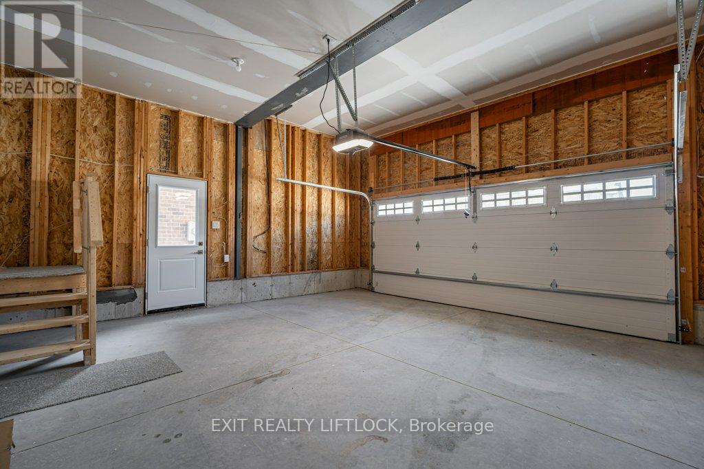 802 Steinberg Court, Peterborough (Monaghan Ward 2), Ontario  K9K 0H7 - Photo 37 - X12516742