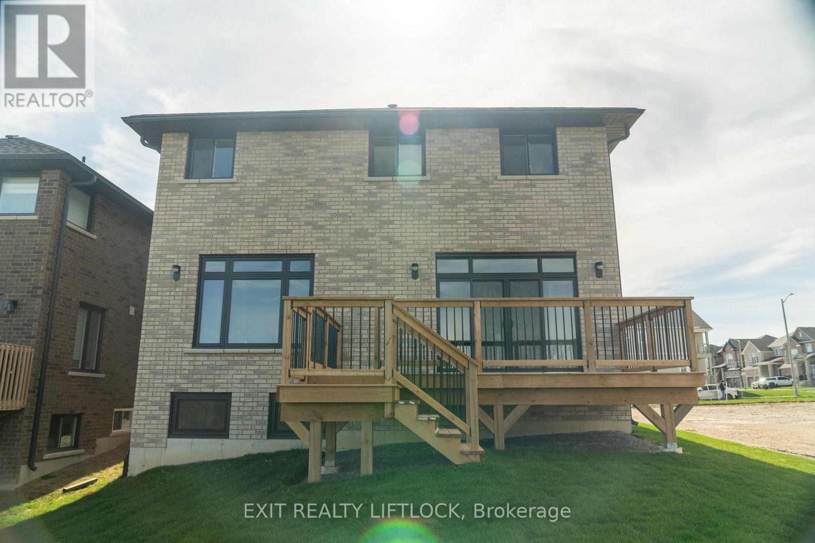 802 Steinberg Court, Peterborough (Monaghan Ward 2), Ontario  K9K 0H7 - Photo 39 - X12516742