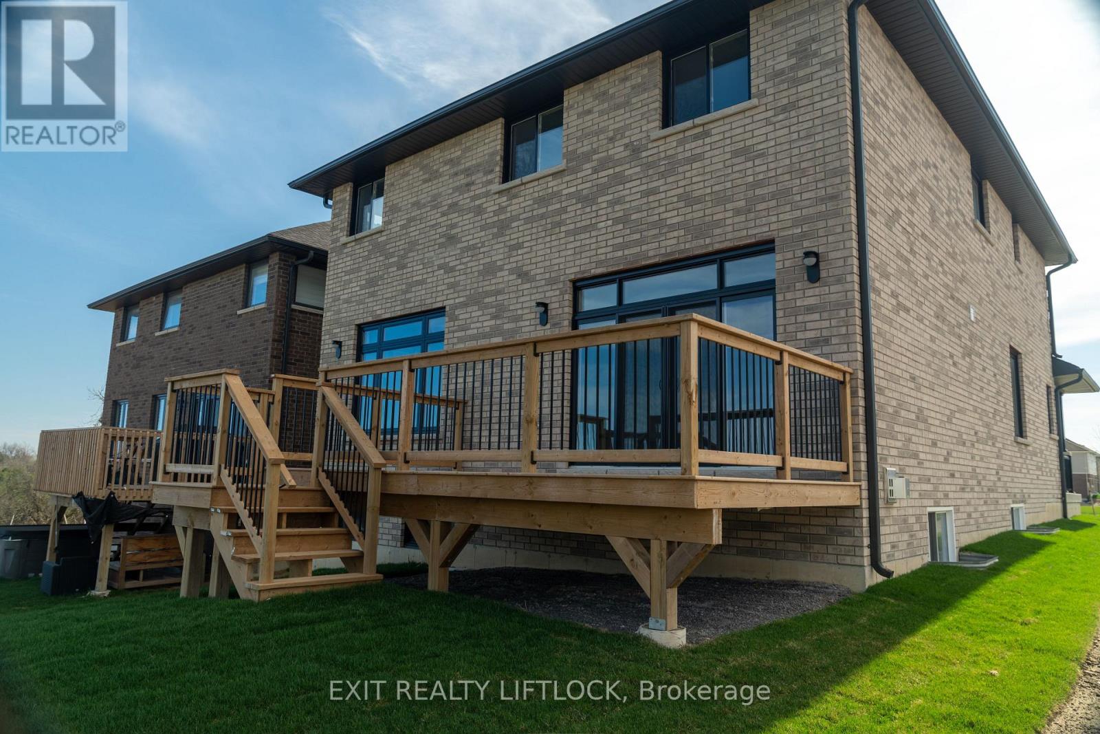 802 Steinberg Court, Peterborough (Monaghan Ward 2), Ontario  K9K 0H7 - Photo 40 - X12516742