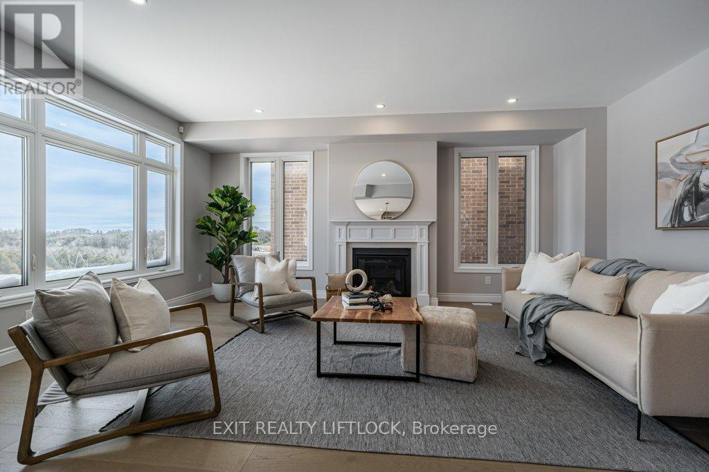 802 Steinberg Court, Peterborough (Monaghan Ward 2), Ontario  K9K 0H7 - Photo 8 - X12516742