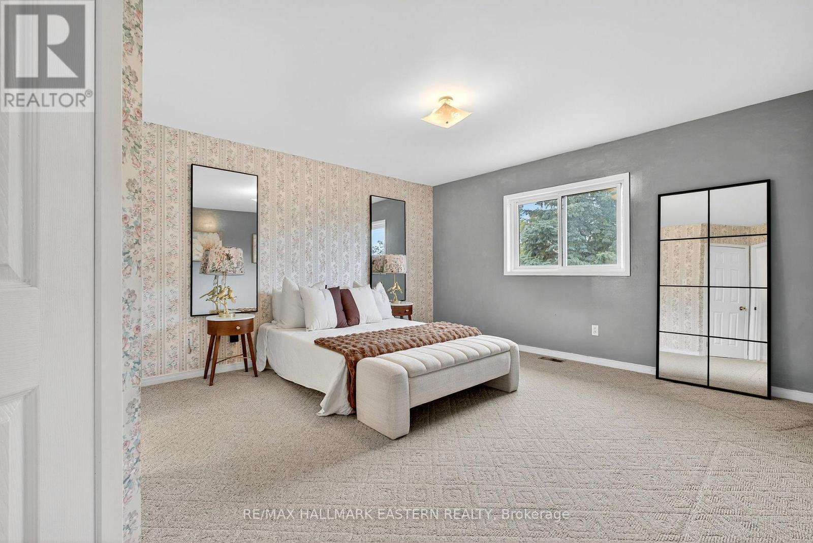 676 Towerhill Road, Peterborough (Northcrest Ward 5), Ontario  K9K 2N2 - Photo 17 - X12516766