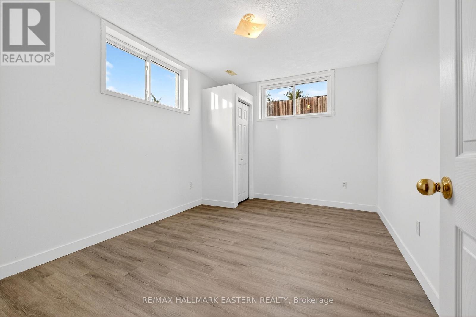 676 Towerhill Road, Peterborough (Northcrest Ward 5), Ontario  K9K 2N2 - Photo 33 - X12516766