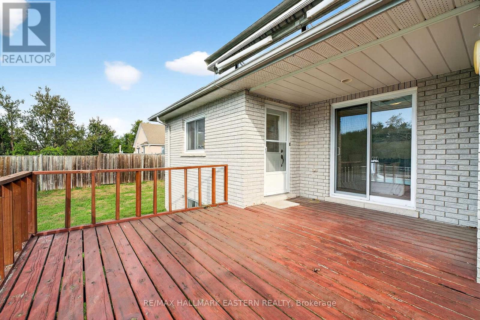 676 Towerhill Road, Peterborough (Northcrest Ward 5), Ontario  K9K 2N2 - Photo 39 - X12516766