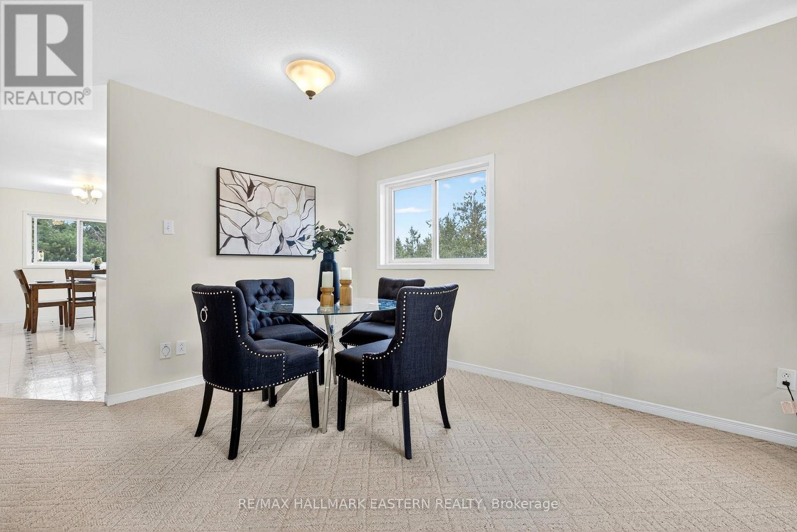 676 Towerhill Road, Peterborough (Northcrest Ward 5), Ontario  K9K 2N2 - Photo 9 - X12516766