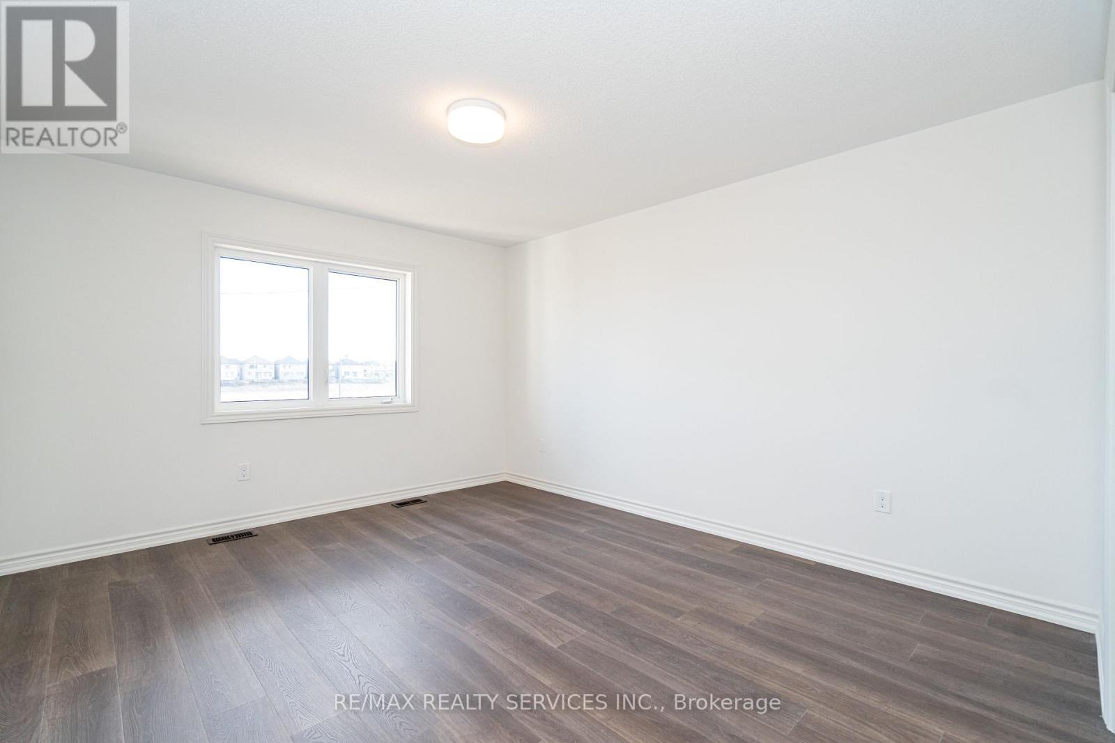 123 Sanderson Drive, Kawartha Lakes (Lindsay), Ontario  K9V 0T2 - Photo 27 - X12516616