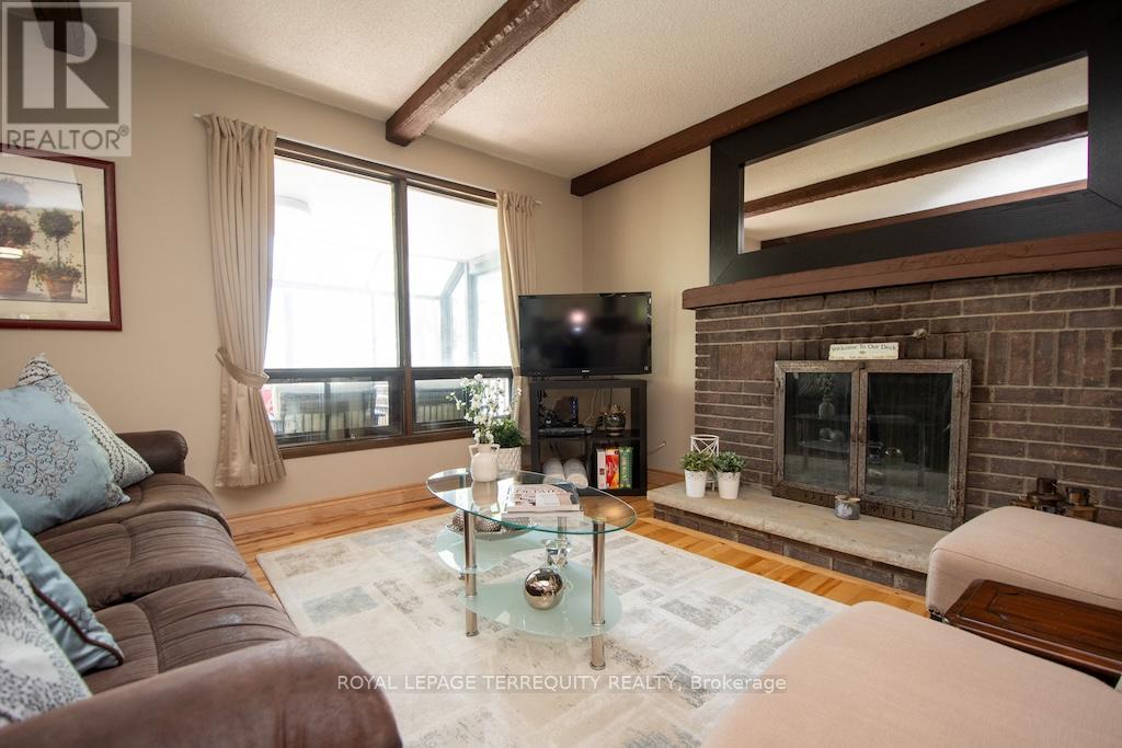 31 Alpine Street, Kawartha Lakes (Ops), Ontario  K9V 4R1 - Photo 17 - X12516744