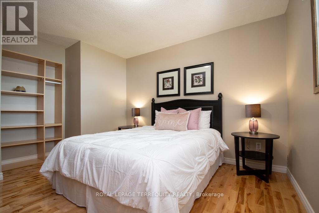 31 Alpine Street, Kawartha Lakes (Ops), Ontario  K9V 4R1 - Photo 30 - X12516744