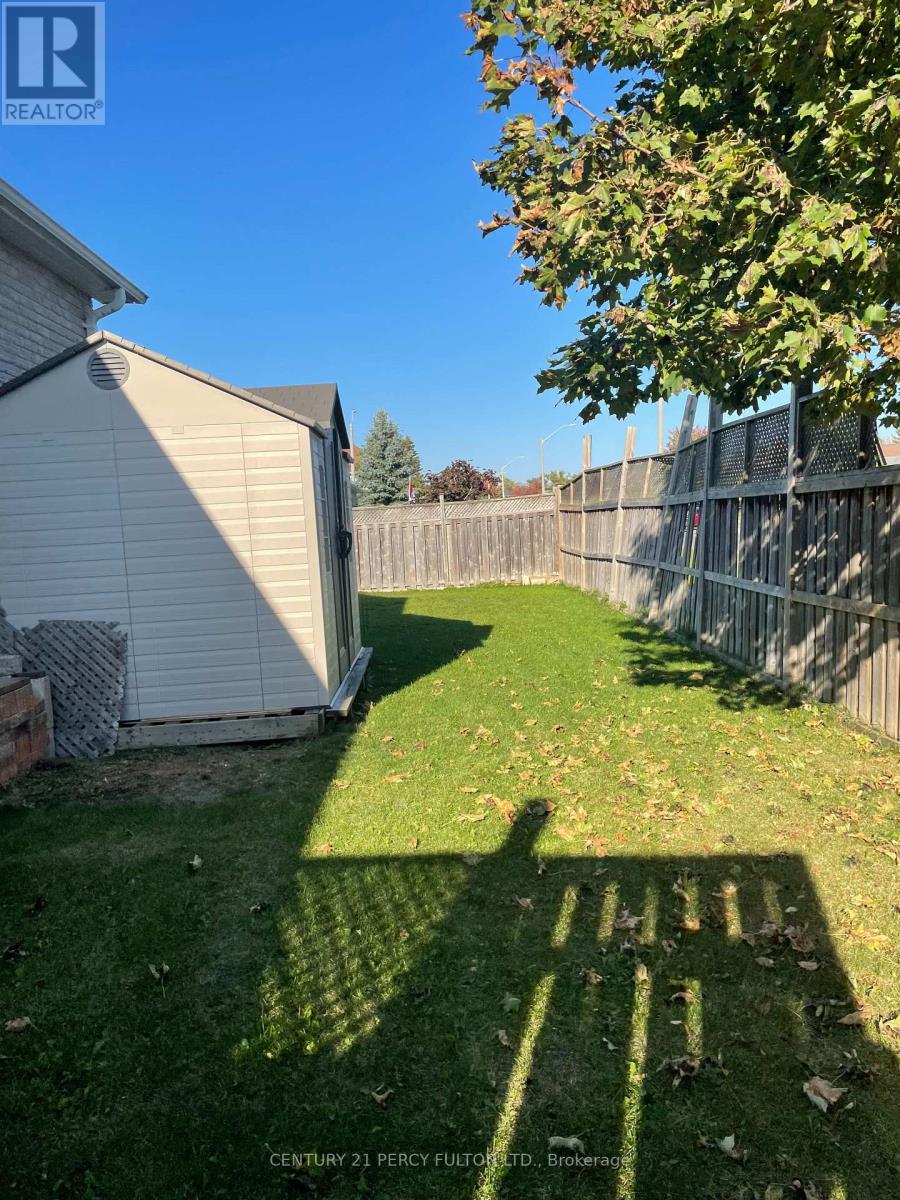 181 Parcells Crescent, Peterborough (Otonabee Ward 1), Ontario  K9K 2P2 - Photo 24 - X12516870