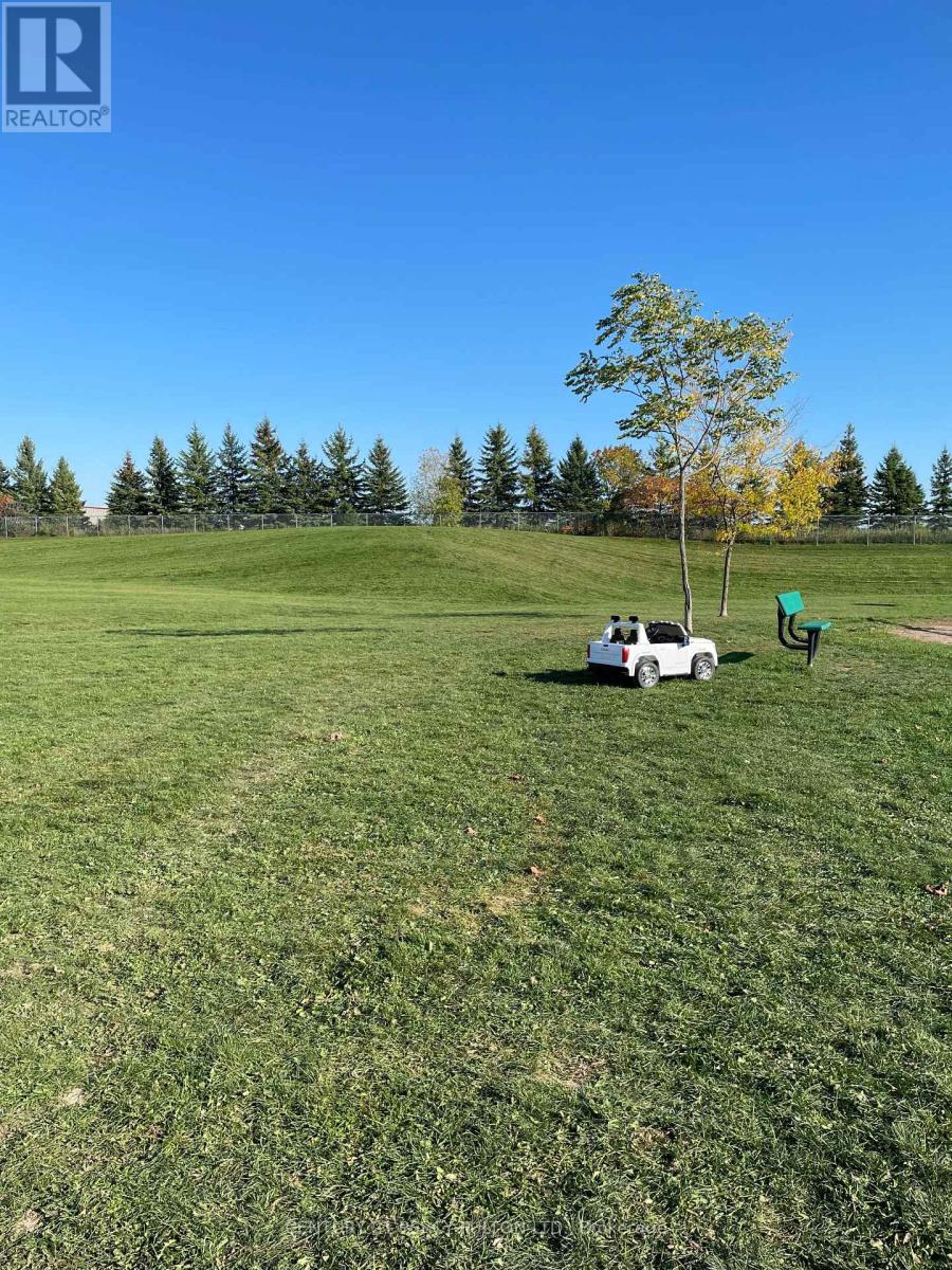 181 Parcells Crescent, Peterborough (Otonabee Ward 1), Ontario  K9K 2P2 - Photo 29 - X12516870