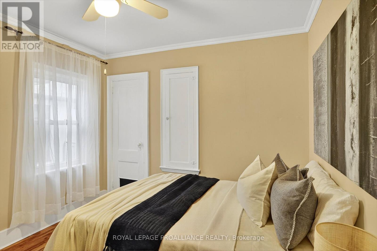 410 Dublin Street, Peterborough (Town Ward 3), Ontario  K9H 3C9 - Photo 20 - X12517246