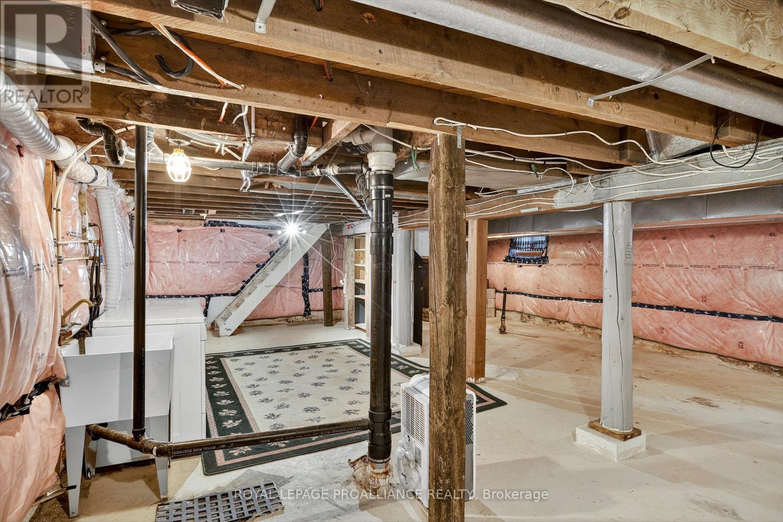 410 Dublin Street, Peterborough (Town Ward 3), Ontario  K9H 3C9 - Photo 24 - X12517246