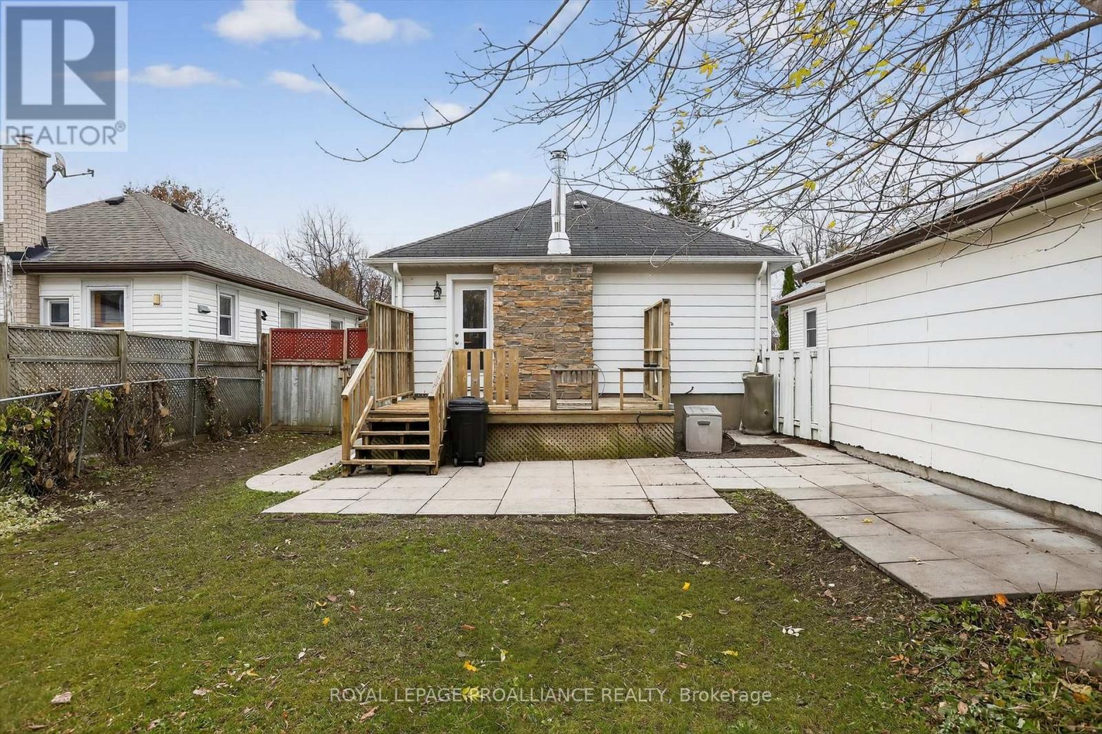 410 Dublin Street, Peterborough (Town Ward 3), Ontario  K9H 3C9 - Photo 44 - X12517246